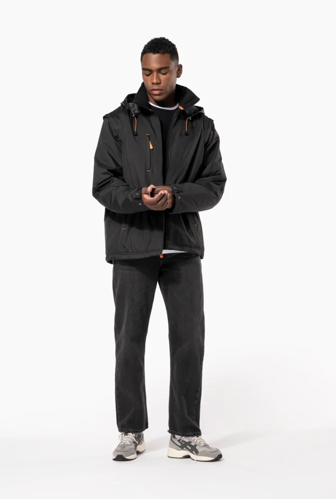 2-in-1 Jacket with detachable Sleeves