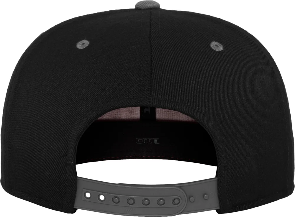 6 Panel Fitted Snapback Cap