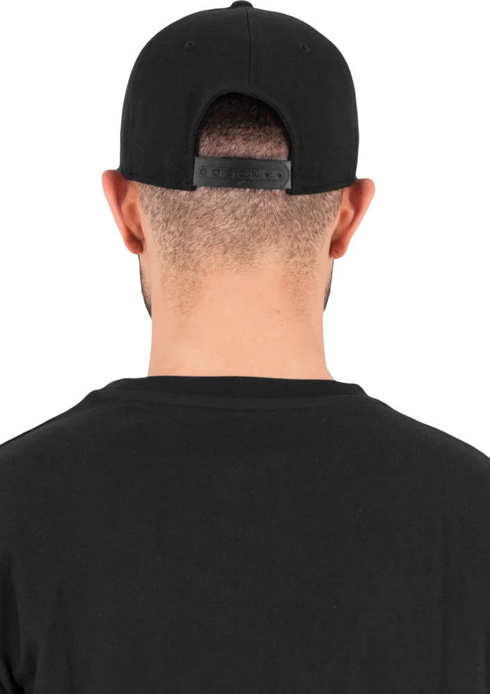 6 Panel Fitted Snapback Cap