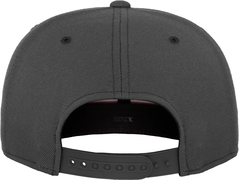 6 Panel Fitted Snapback Cap