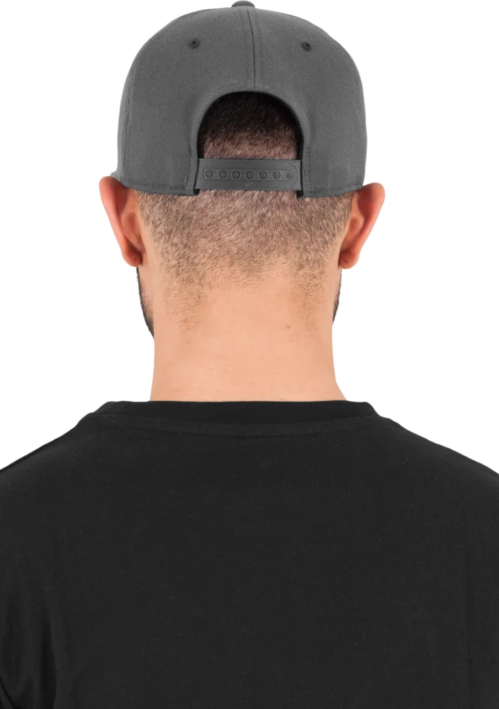 6 Panel Fitted Snapback Cap