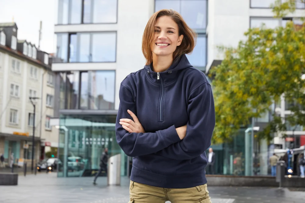 Bio Workwear Kapuzen Sweater mit "1/4" Zip