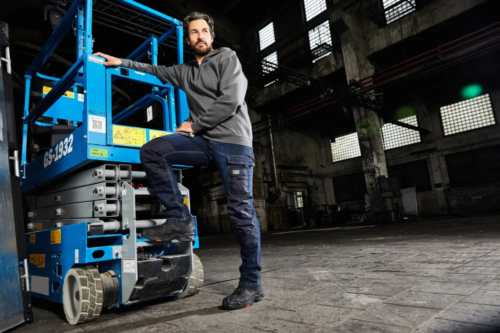 Bio Workwear Kapuzen Sweater mit "1/4" Zip