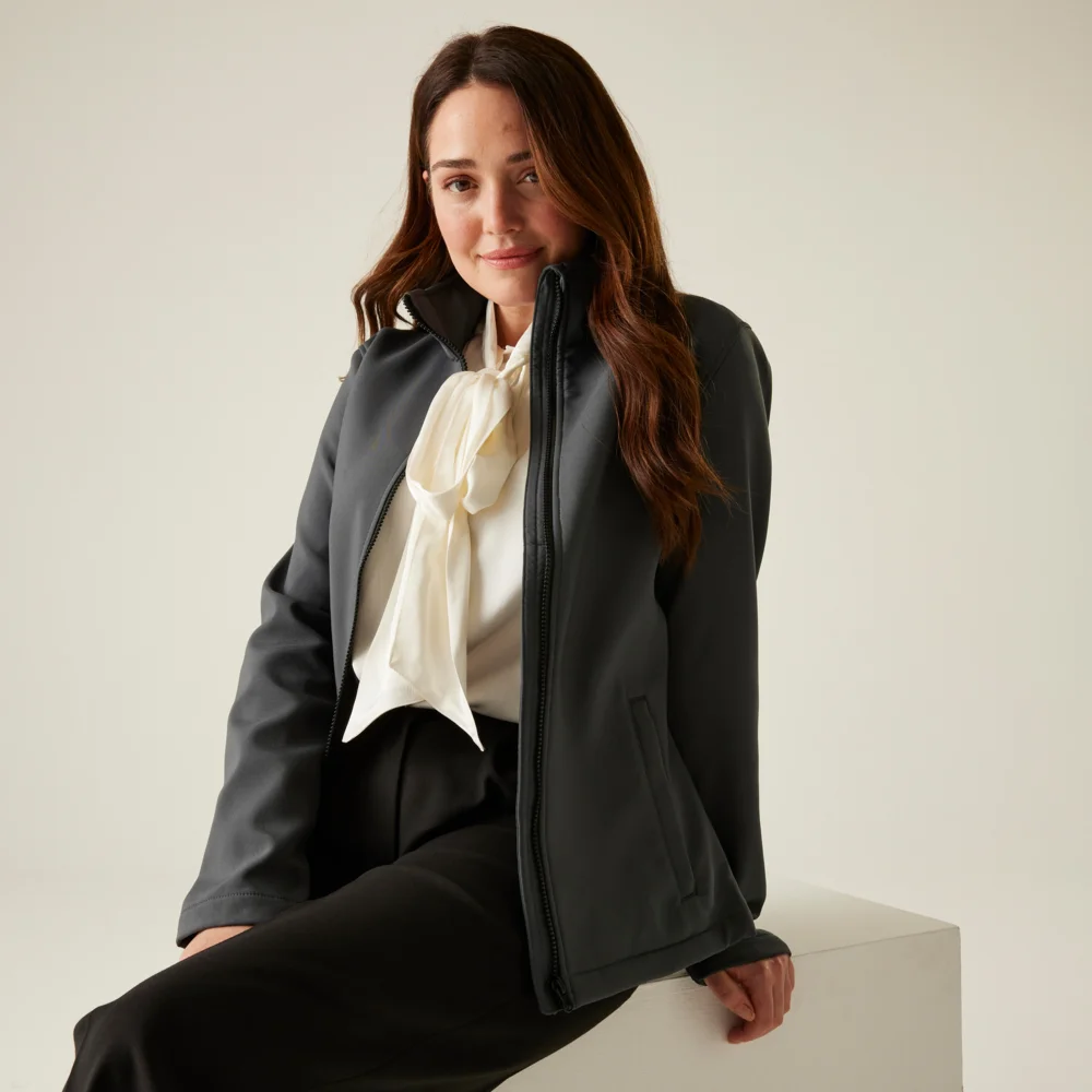 Damen 2-Lagen Softshell Jacke "Ablaze"