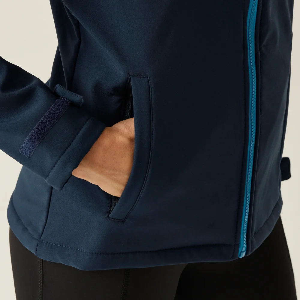 Ladies' 3-Layer Hooded Softshell Jacket "Venturer"