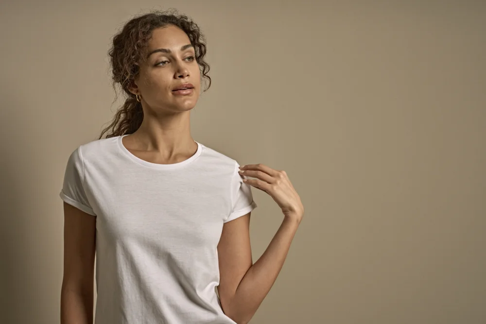 Damen T-Shirt mit Umschlag am Arm