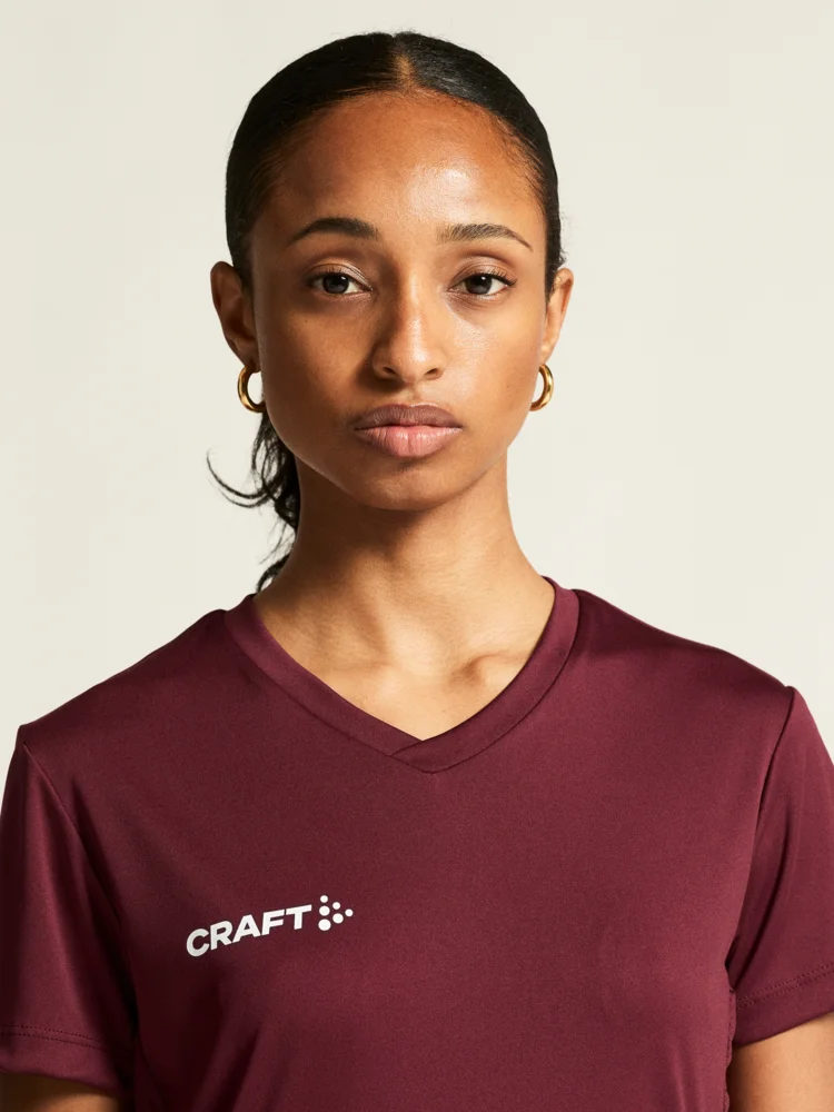 Ladies' V-neck sports shirt