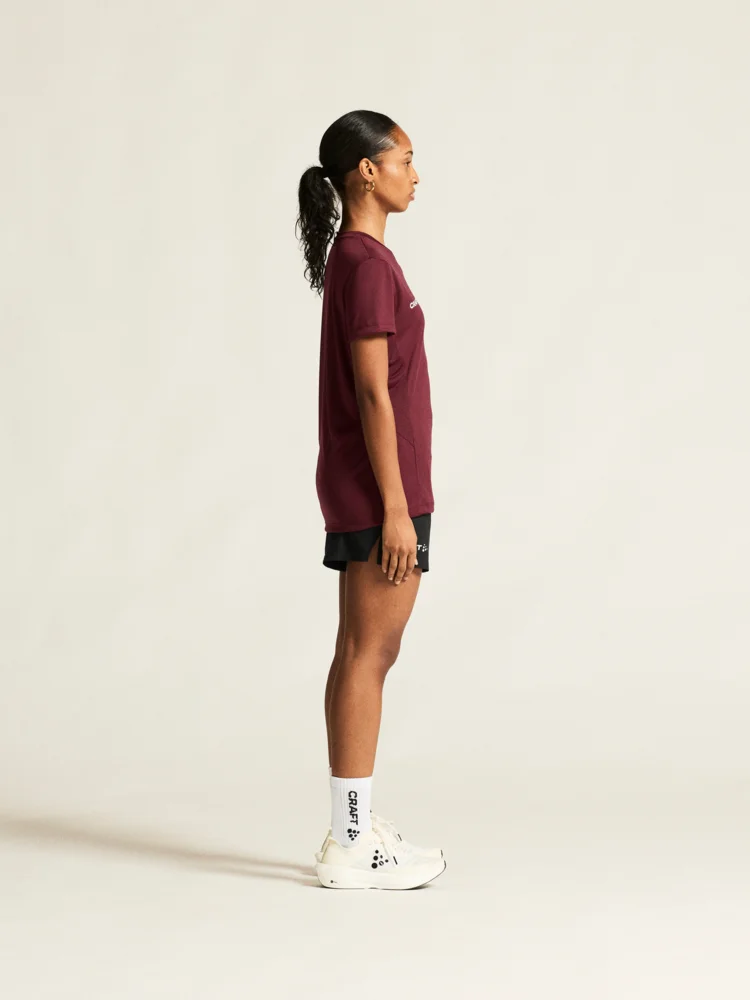 Ladies' V-neck sports shirt