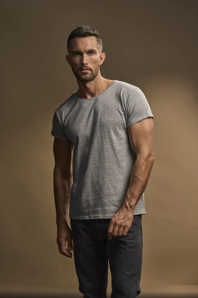Herren T-Shirt mit Umschlag am Arm