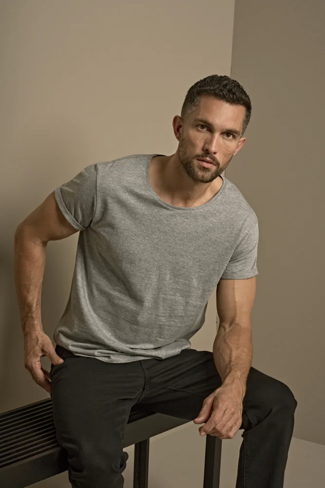 Herren T-Shirt mit Umschlag am Arm
