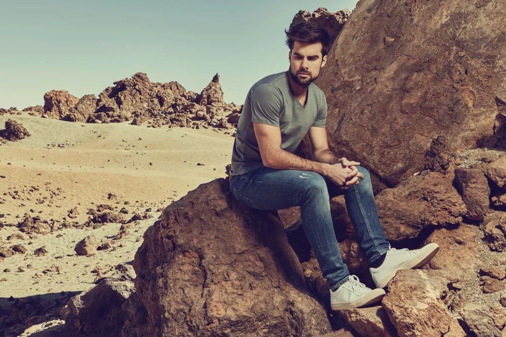 Men's X.O V-Neck T-Shirt