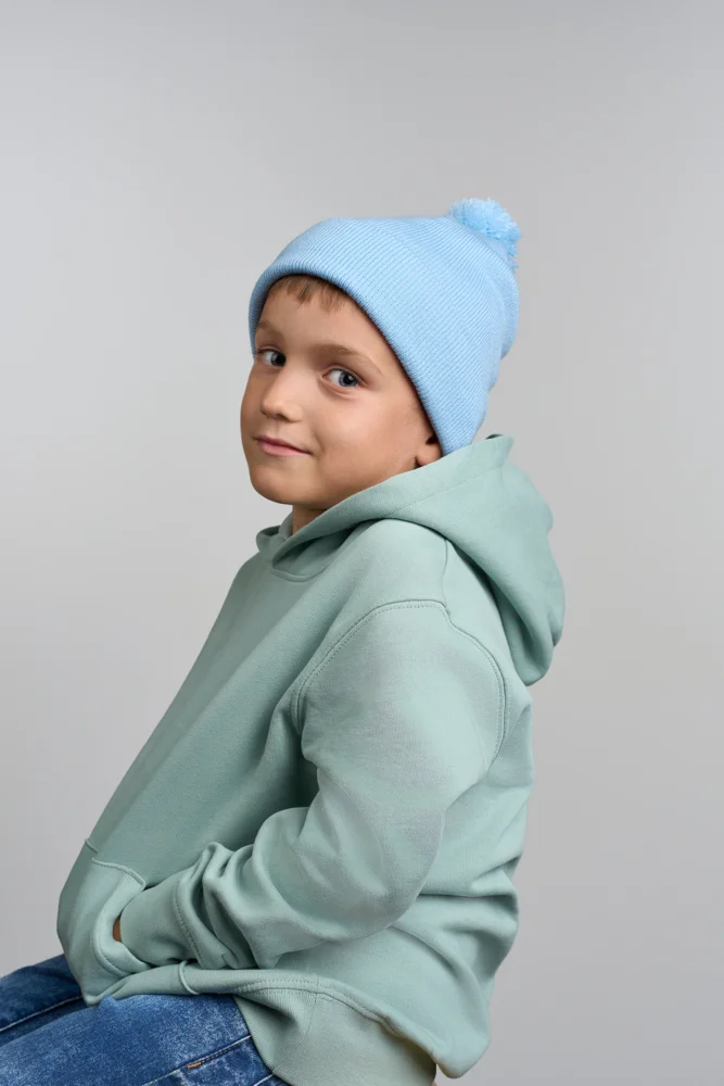 Kinder Strickmütze mit Pompon