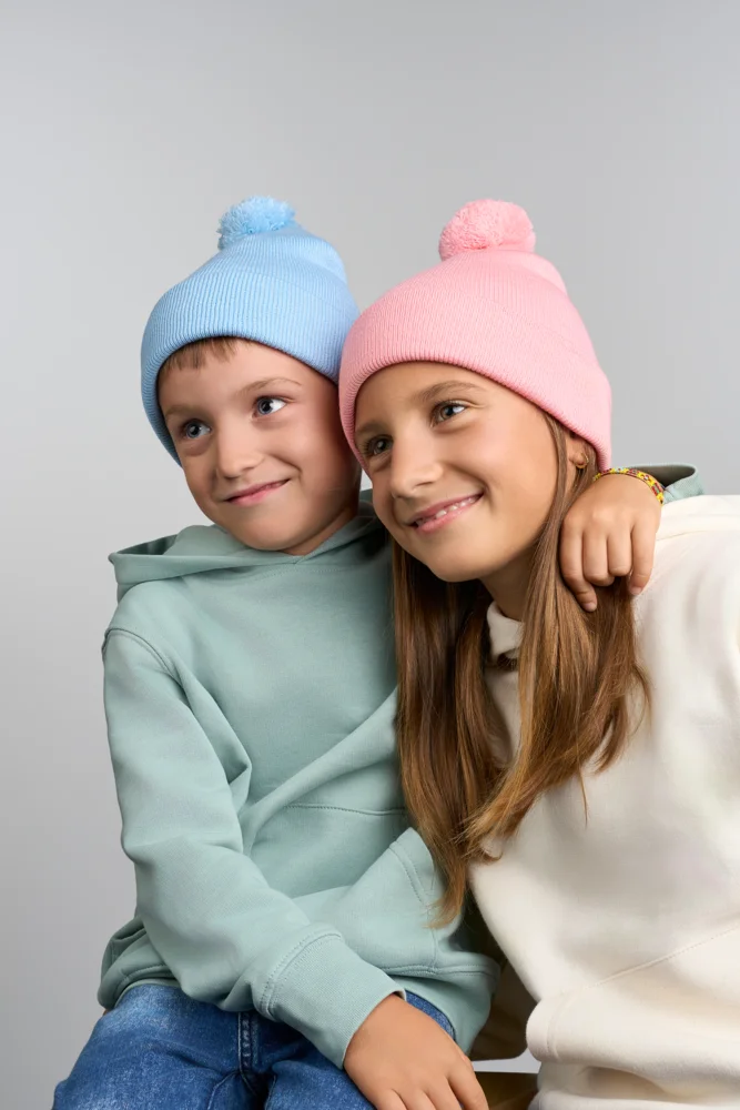 Kinder Strickmütze mit Pompon