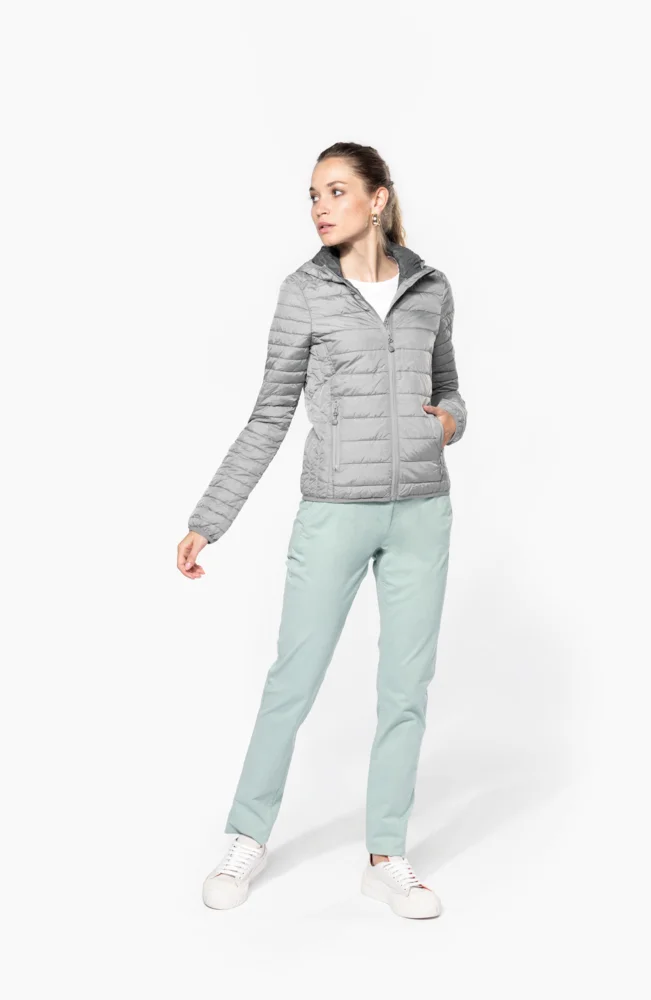 Leichte Damen Kapuzen Steppjacke