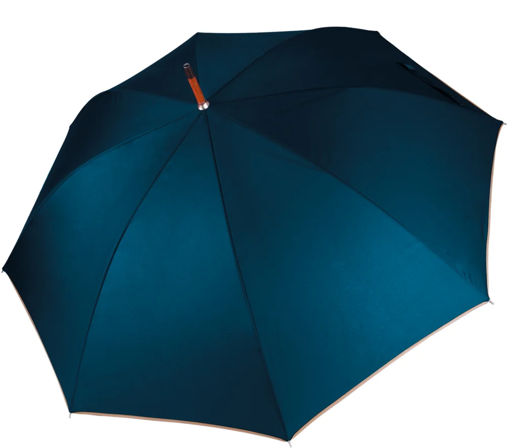 Regenschirm mit Holzgriff