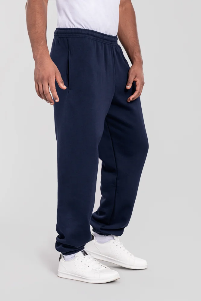 Schwere Jogginghose