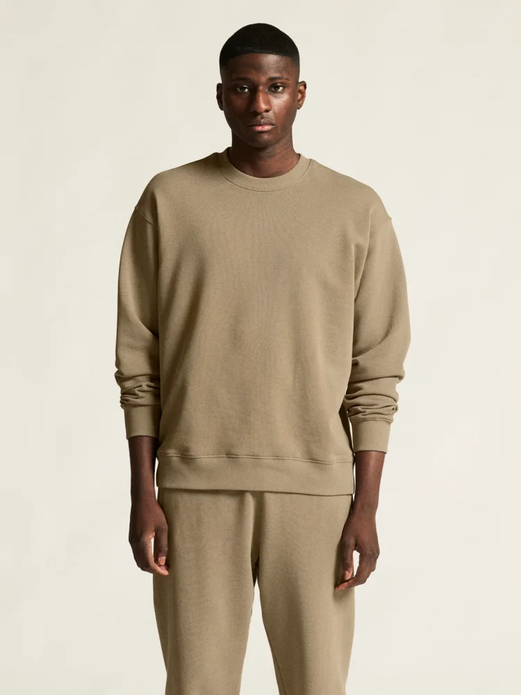 Schwerer Herren Sweater
