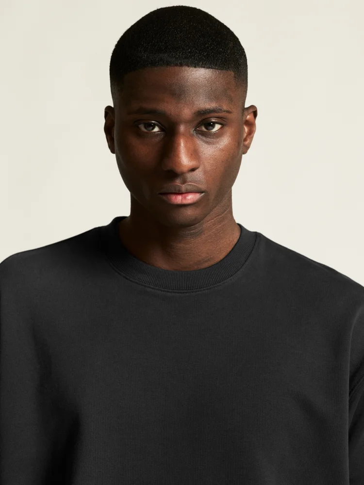 Schwerer Herren Sweater