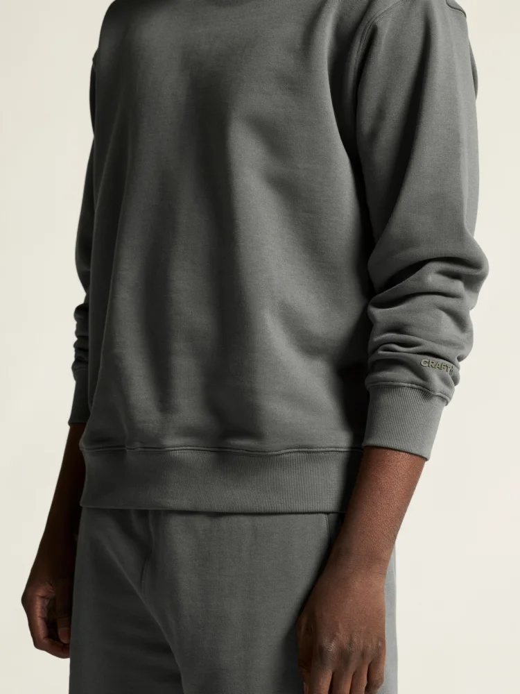 Schwerer Herren Sweater