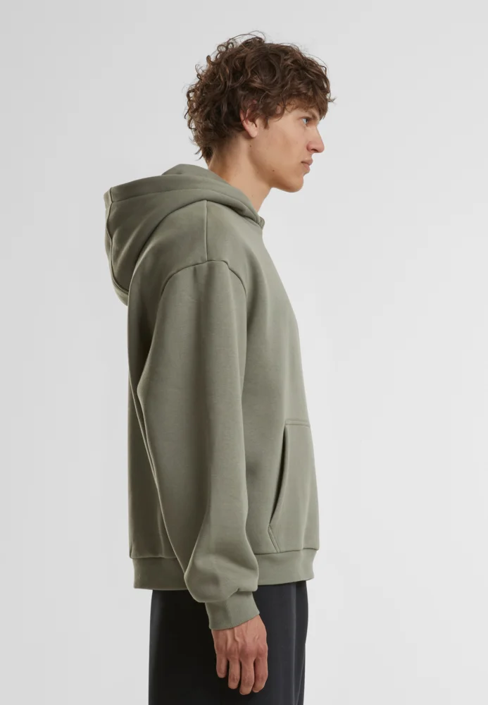 Heavy Hooded Sweater "Fluffy"