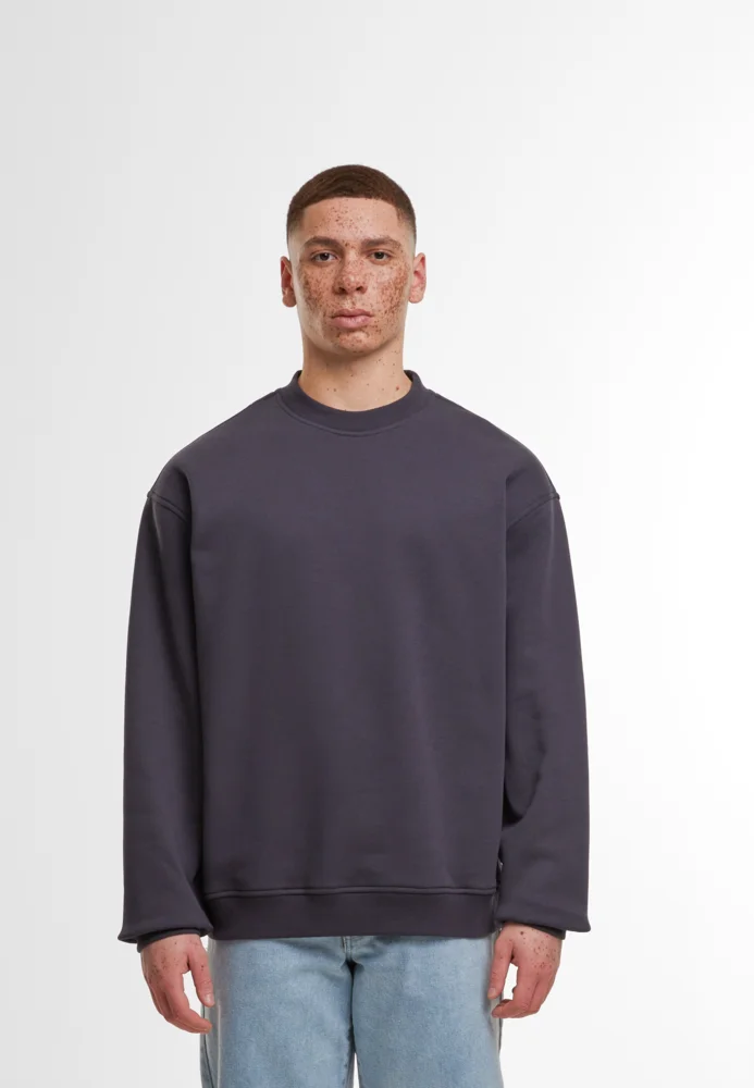 Schwerer Sweater "Loose Fit"