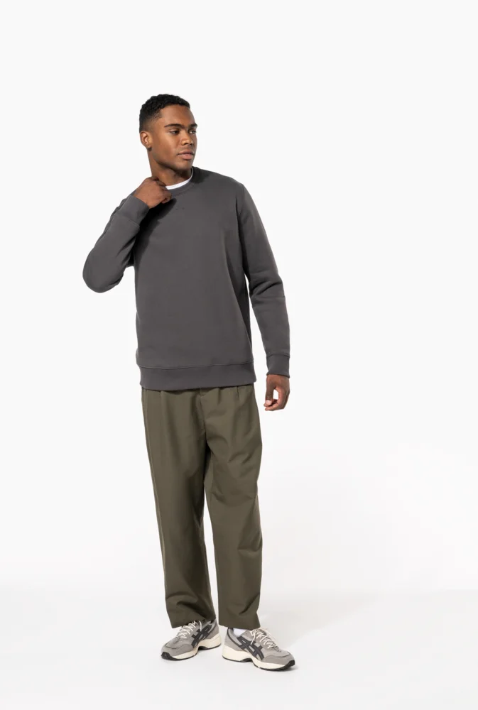 Schwerer Sweater