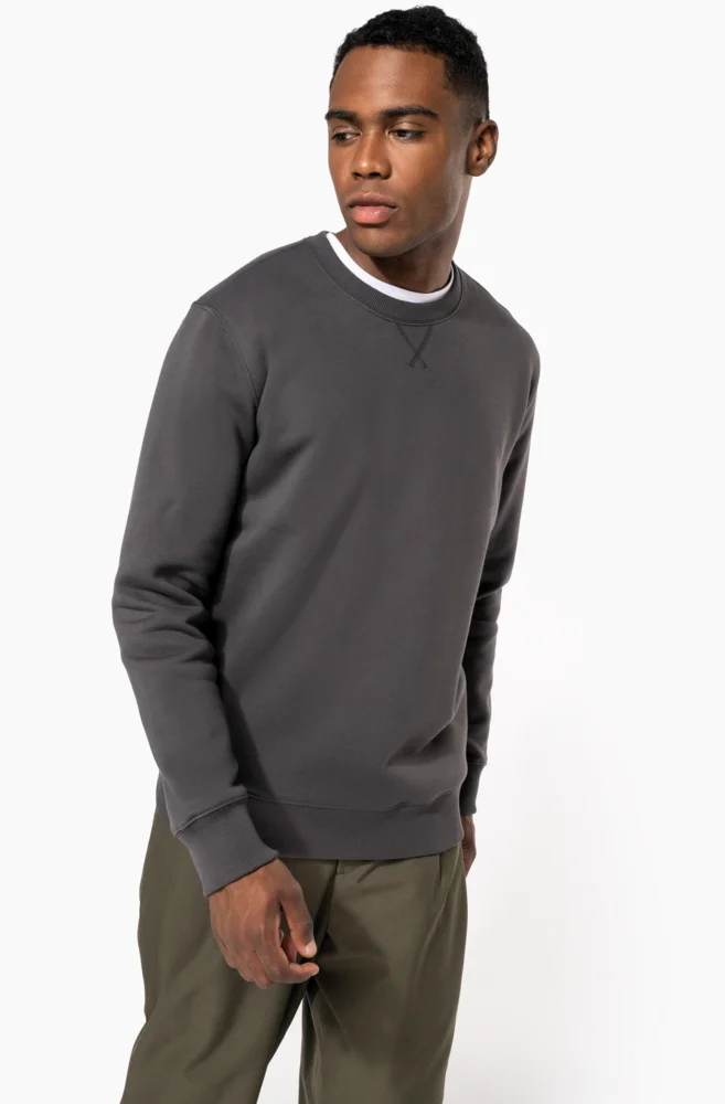 Schwerer Sweater