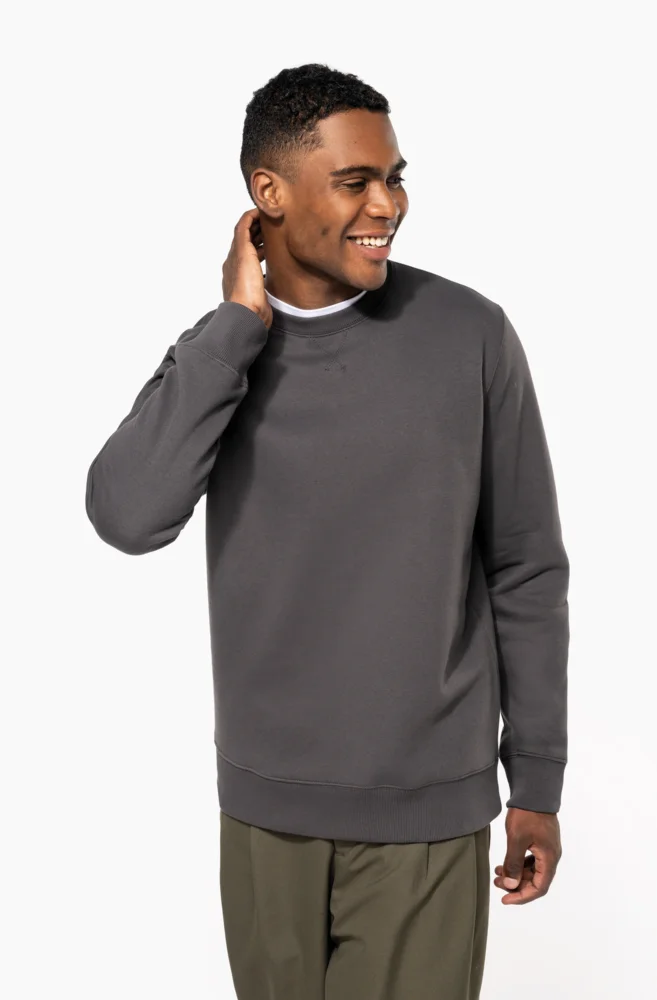Schwerer Sweater