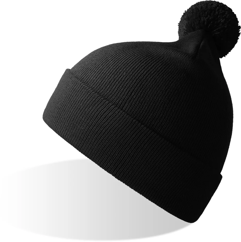Strickmütze mit Pompon