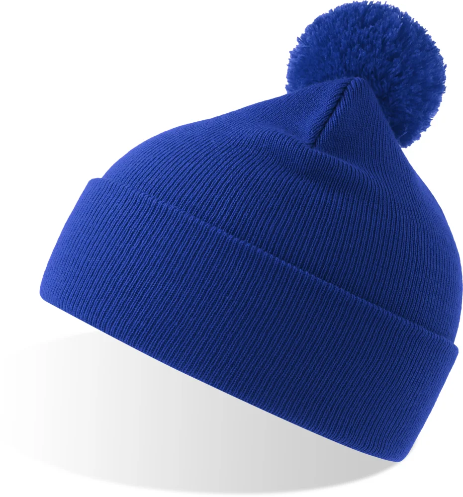 Strickmütze mit Pompon