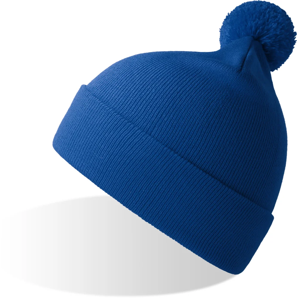 Strickmütze mit Pompon