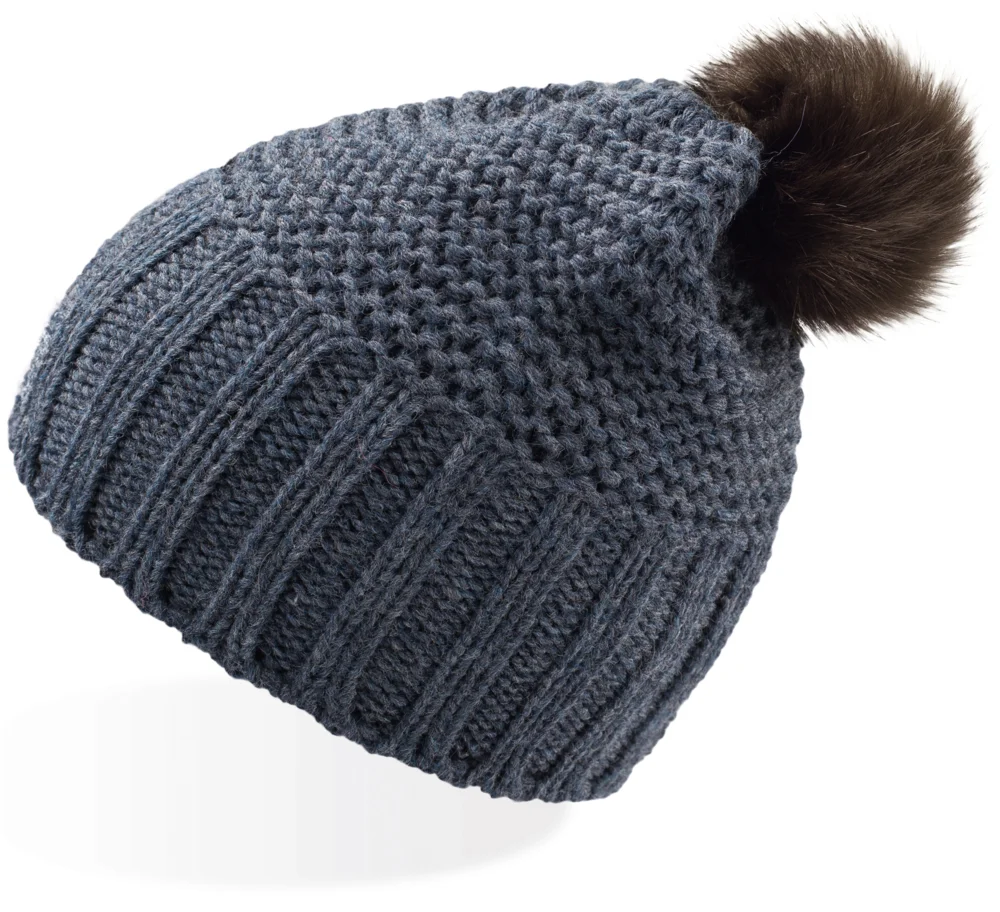 Strickmütze mit Pompon "Monte Bianco"