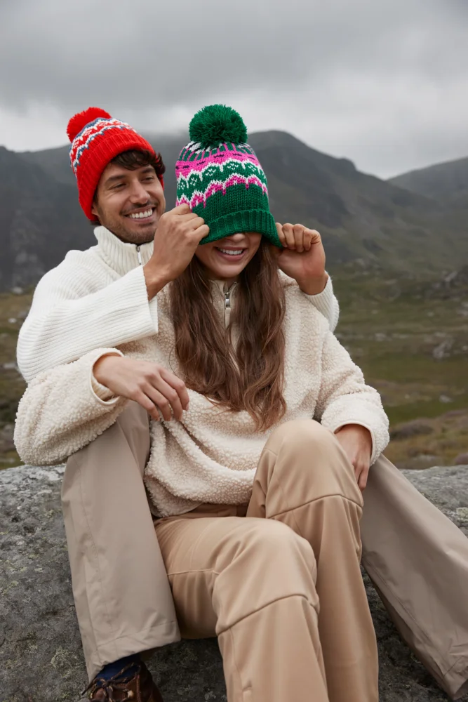 Strickmütze mit Pompon "Retro Ski"