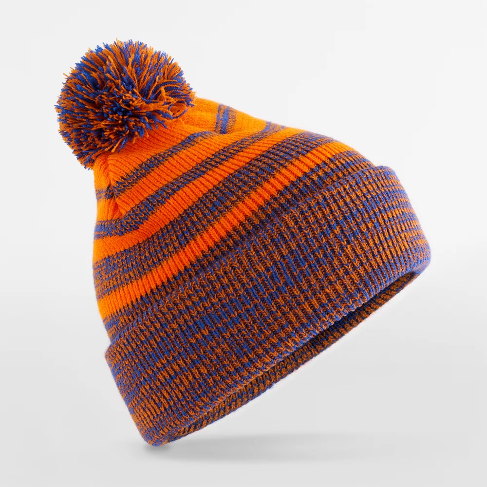 Strickmütze mit Pompon "Team Stripe"