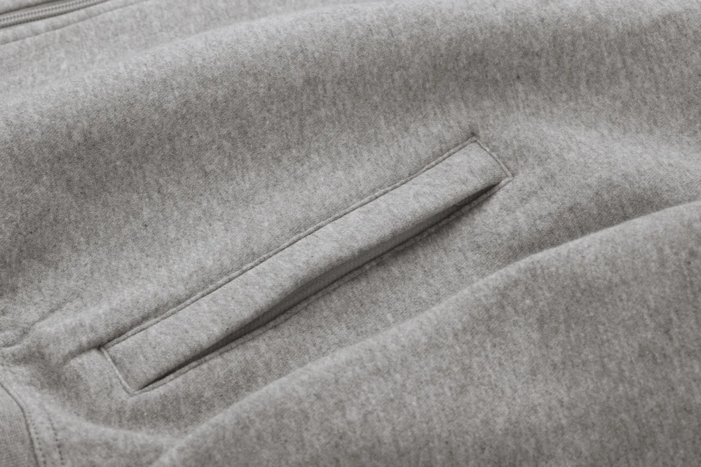 Sweatjacke mit Stehkragen