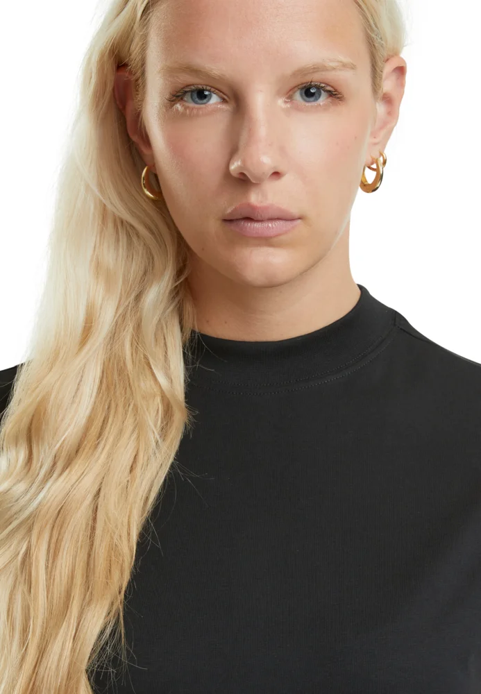 T-Shirt Kleid mit Stehkragen