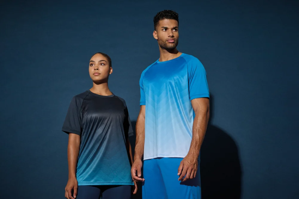 Unisex Sport Shirt mit Farbverlauf