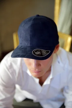 6 Panel Kappe Velourleder-Optik