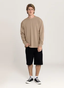 Schweres Oversize T-Shirt langarm