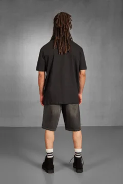 V-Ausschnitt T-Shirt
